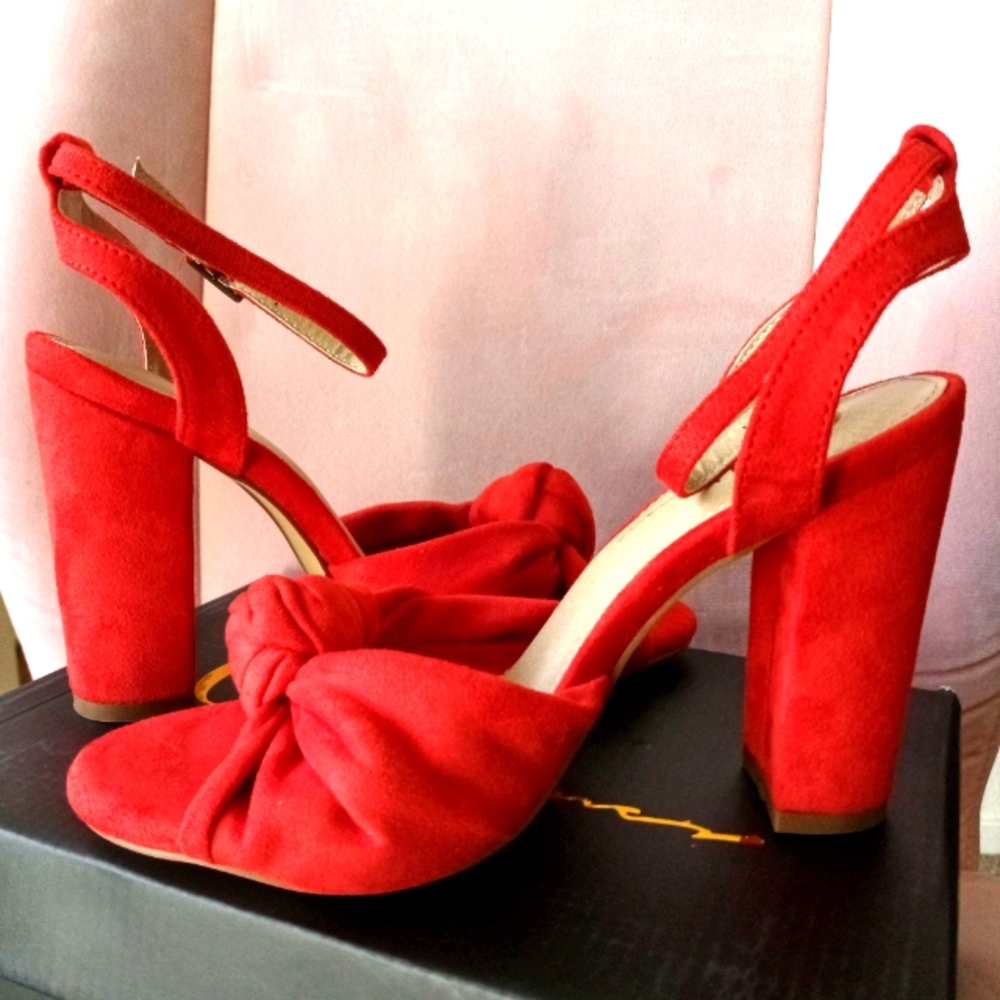 Chunky heels